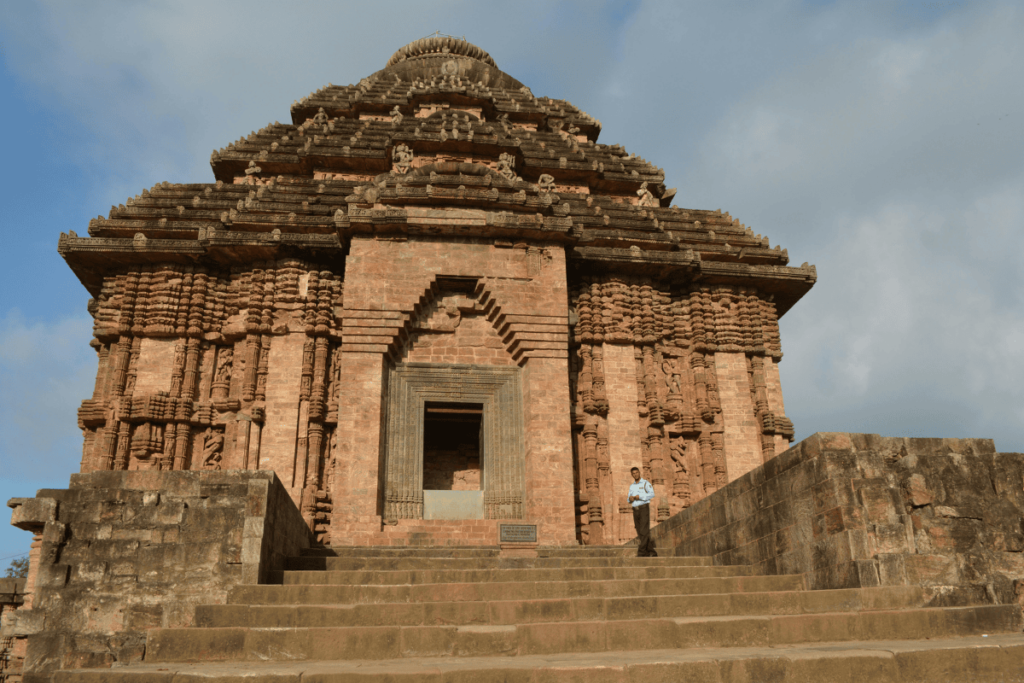 Emotional Story of the Chief Architect’s Son