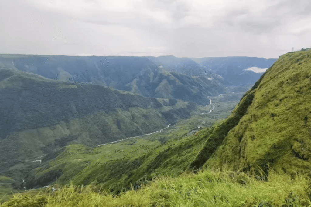 Laitlum Canyon Tourist attraction in Meghalaya