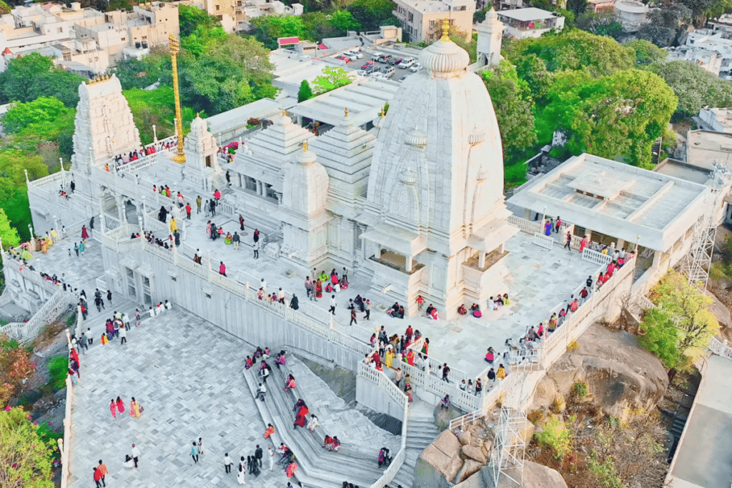 Side view of birla mandir in hyderabad