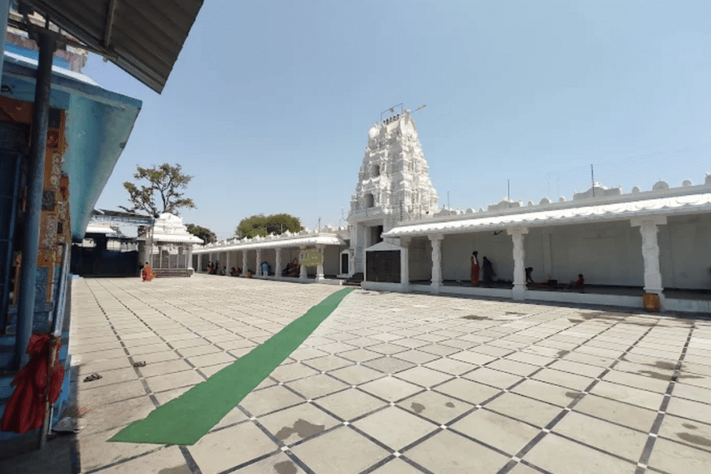 Sri Veerabhadra Swamy Temple, Bonthapally Campus