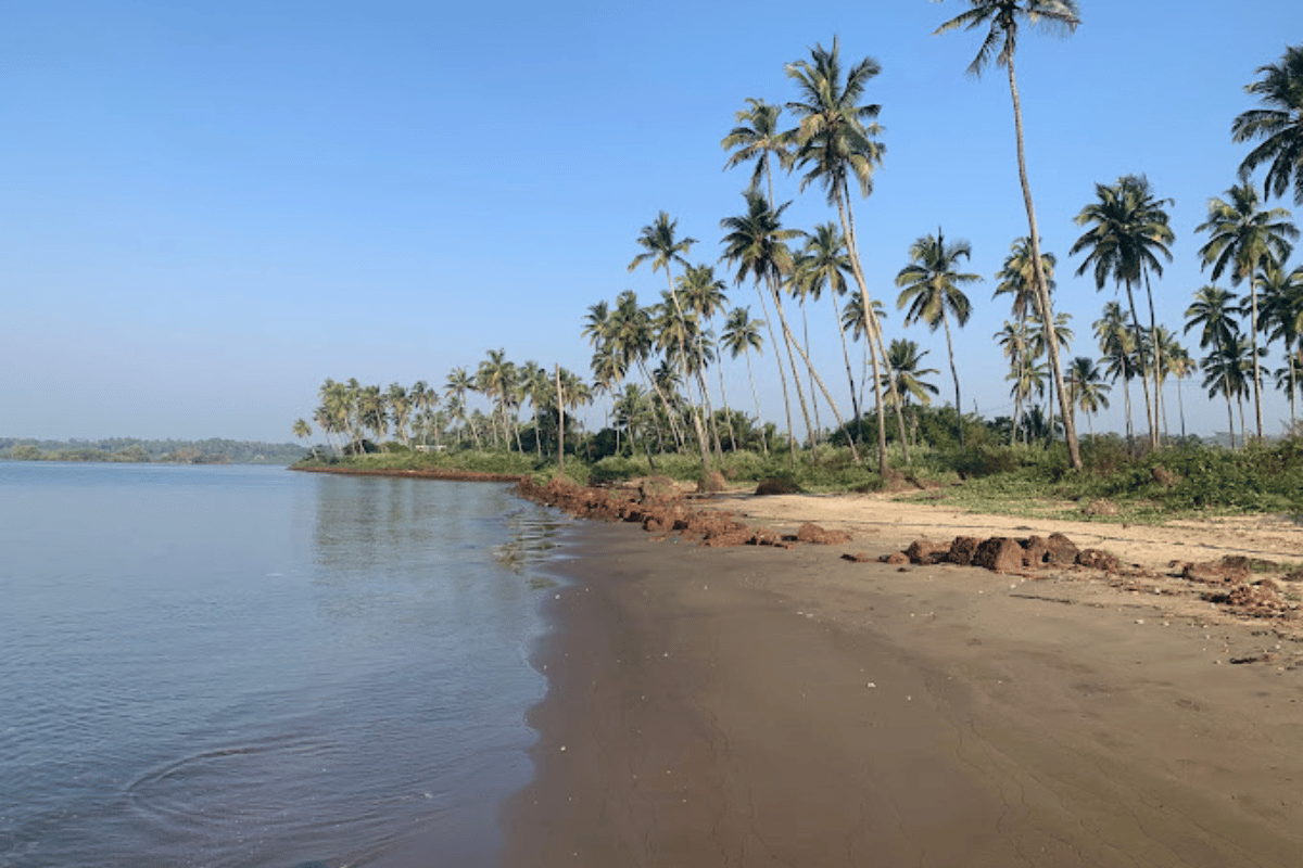 Uddo Beach: Hidden beach of Siolim in Goa