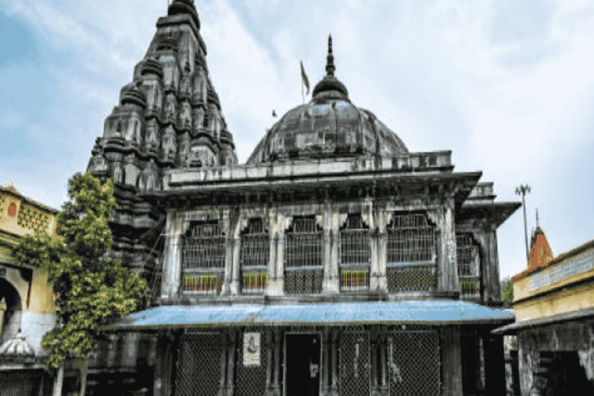 Vishnupad Temple, Gaya, Bihar – History, Importance and Features