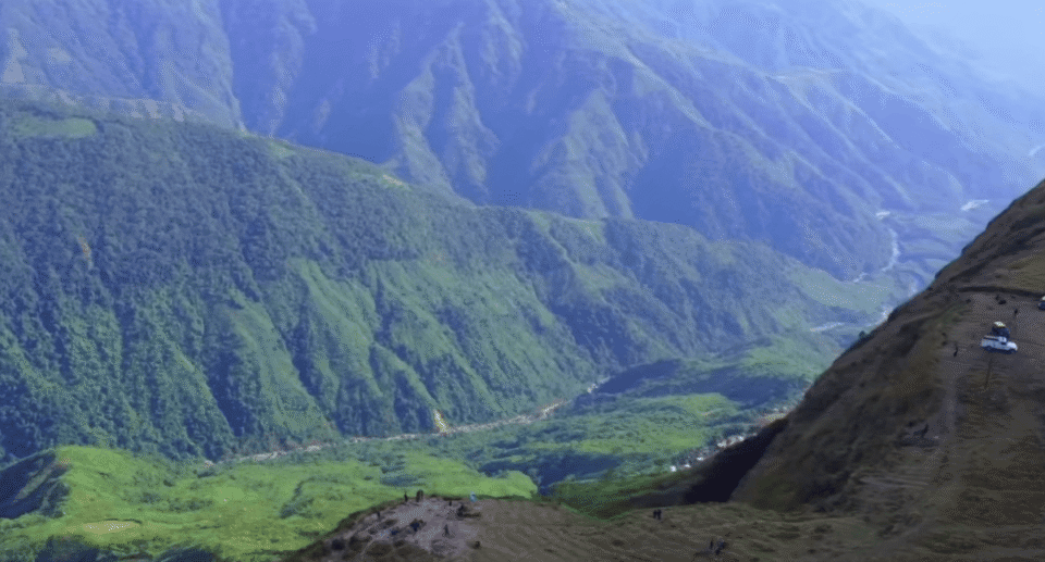 Laitlum Canyon – The Secret Beauty of Meghalaya Hills